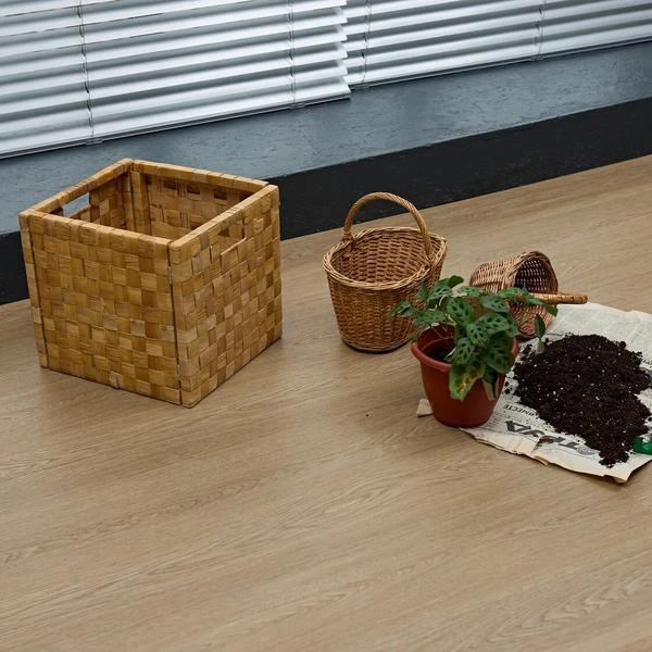 SPC ламинат Steinholz Баум STH069E в интерьере