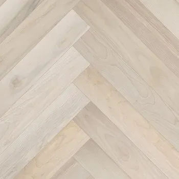 Паркетная доска ESTA Ясень HB Elegant Frost Ivory Pores Extra Matt в интерьере